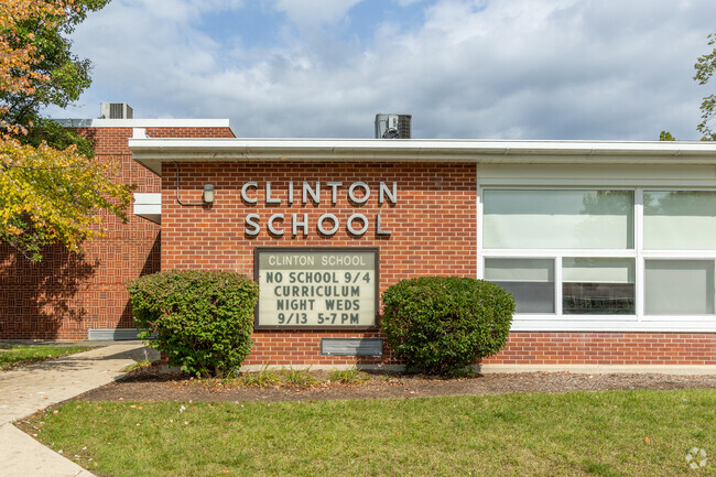 Exterior of the Clinton Elementary School located in Elgin.