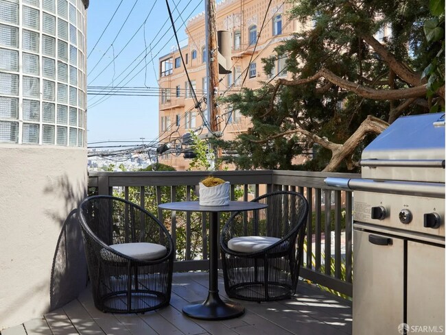 2211 Leavenworth St unit 1 private room in 3, San Francisco, CA 94133 - photo 7