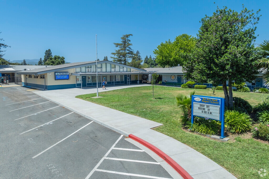 Bel Aire Park is a public elementary school.