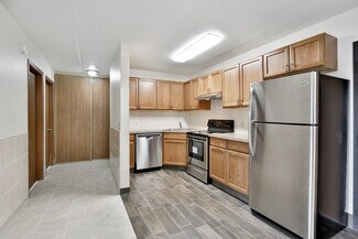 1701-1725 Elm St SE, Minneapolis, MN 55414