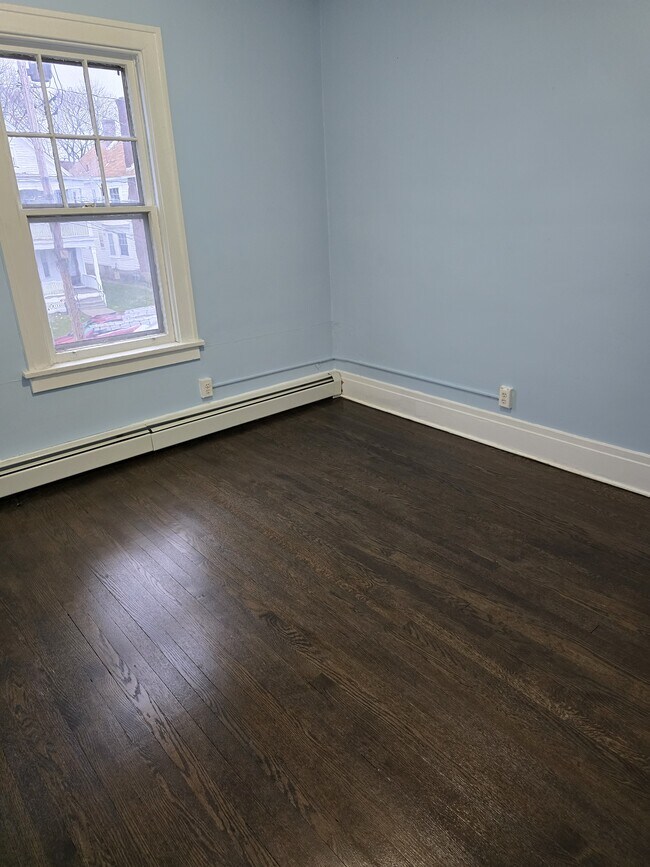 212 Ontario St unit 1st Floor, Albany, NY 12203 - photo 4