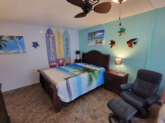 1233 S Atlantic Ave, Daytona Beach, FL 32118