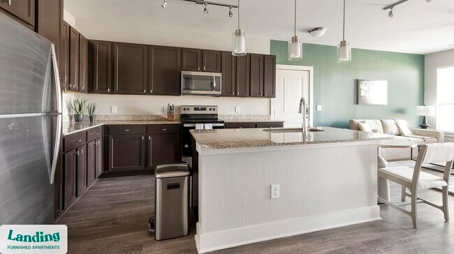 2090 Sundance Pkwy unit 8204, New Braunfels, TX 78130 - photo 6