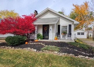 2706 Waynewood Dr, Fort Wayne, IN 46809