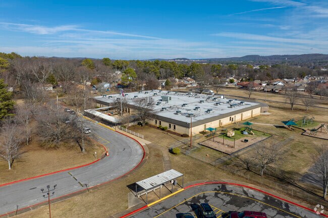Montview Elementary School is a public K through 5th grade primary school in Huntsville Alabama.