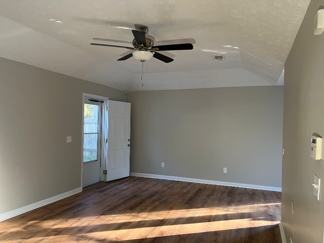 2144 Hunter Ct, Columbus, GA 31907 - photo 2