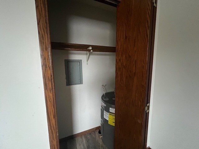 909 Genrich St unit 4, Wausau, WI 54403 - photo 5