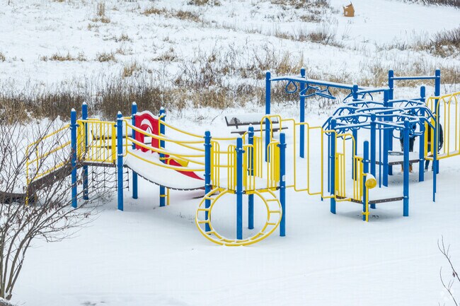 There is a school uniform policy for students at Rosemont Elementary School.