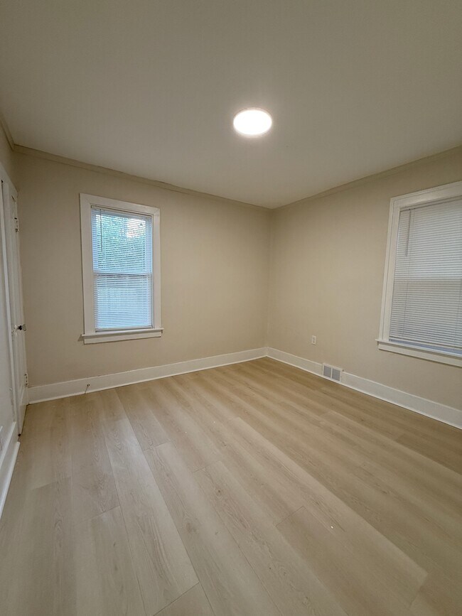 5075 Somerset Ave unit floor 1, Detroit, MI 48224 - photo 7