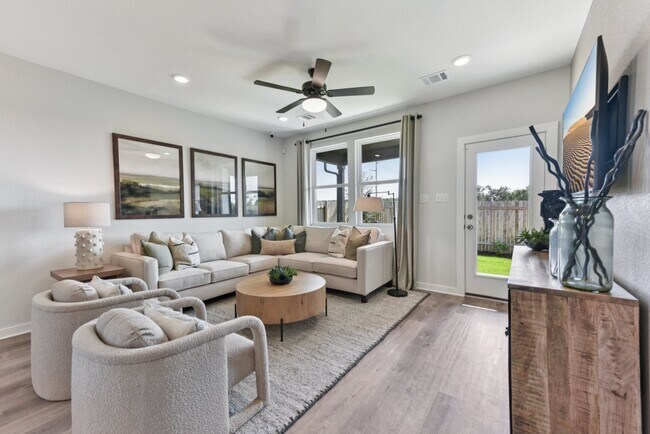 10614 Typhoon Ln, Buda, TX 78610 - photo 6