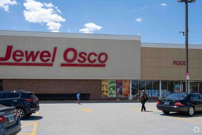 Jewel Osco is conveniently located near the Village West area.
