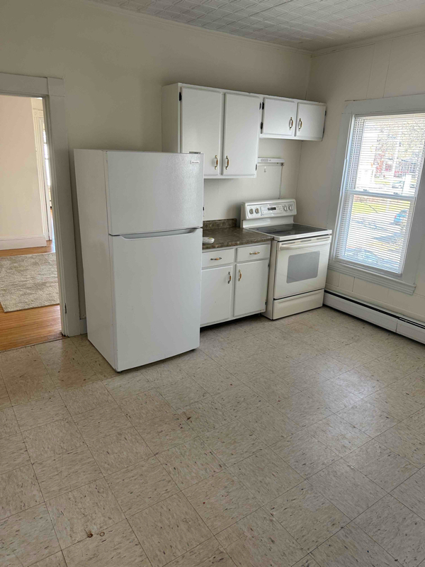 8 Arch Ave Unit 2, Lewiston, ME 04240