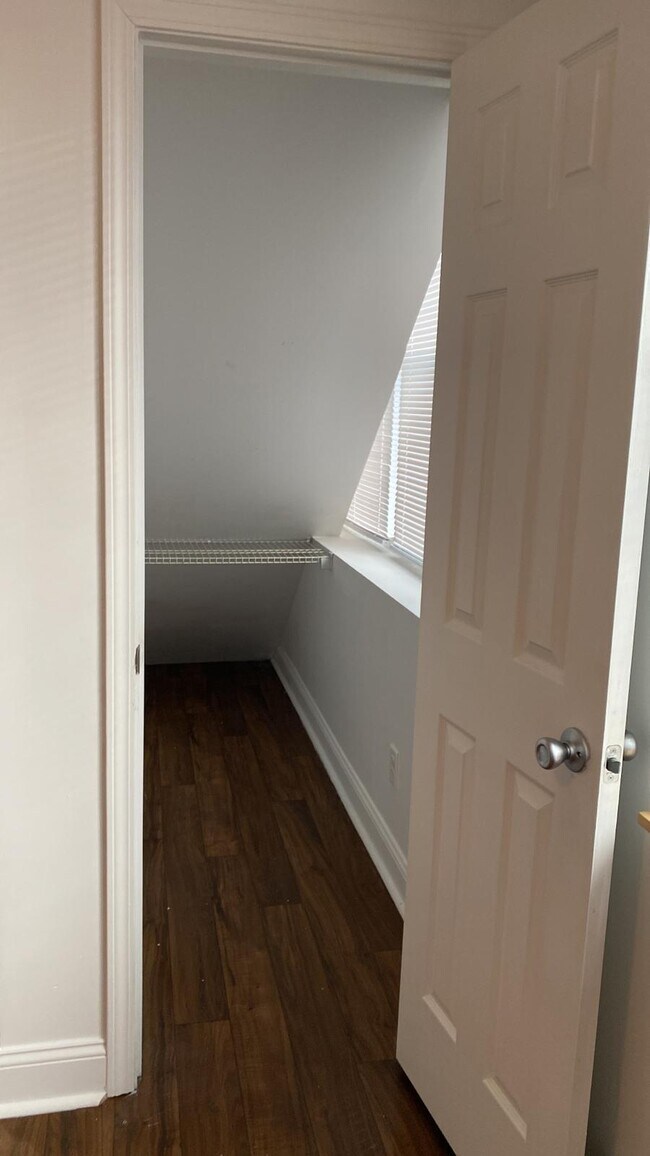 211 W State St unit 4, Johnstown, NY 12095 - photo 6