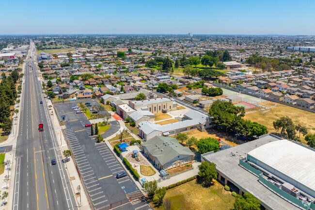 Los Angeles Adventist Academy serves grades K-12.