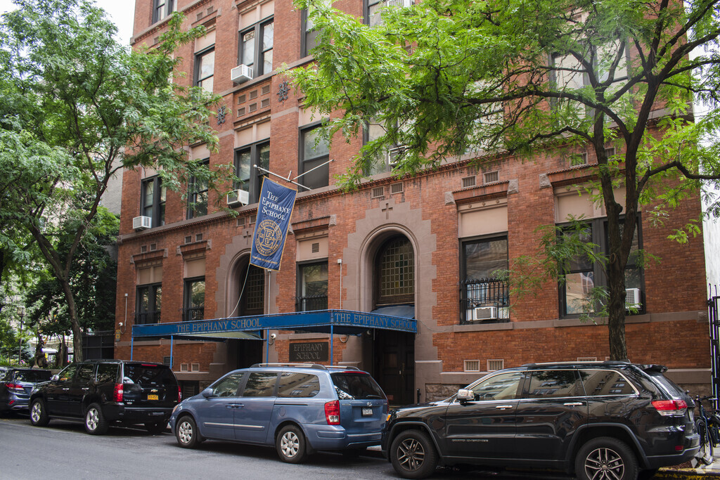 Main entrance to The Epiphany School in New York, NY
