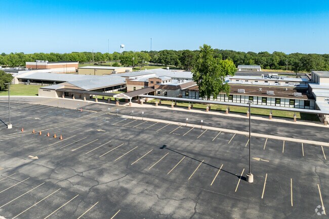 Cuba Middle School focuses on core subjects like English.