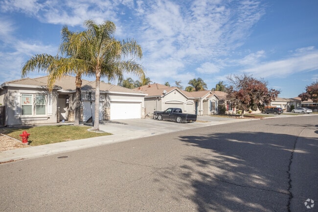 Find your perfect home in Newman, California.