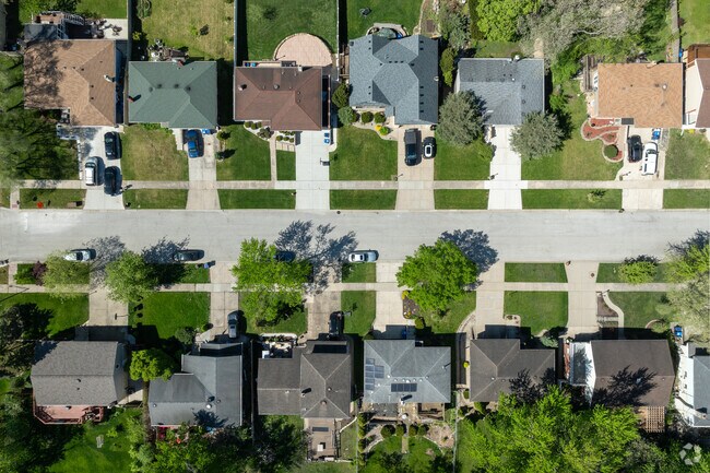 Homes in Hickory Hills are very well maintained.