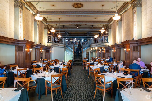 The Diamond Grill is an upscale eatery close to the Garden District.