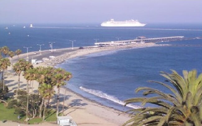 536 39th W St, Los Angeles, CA 90731 - photo 2