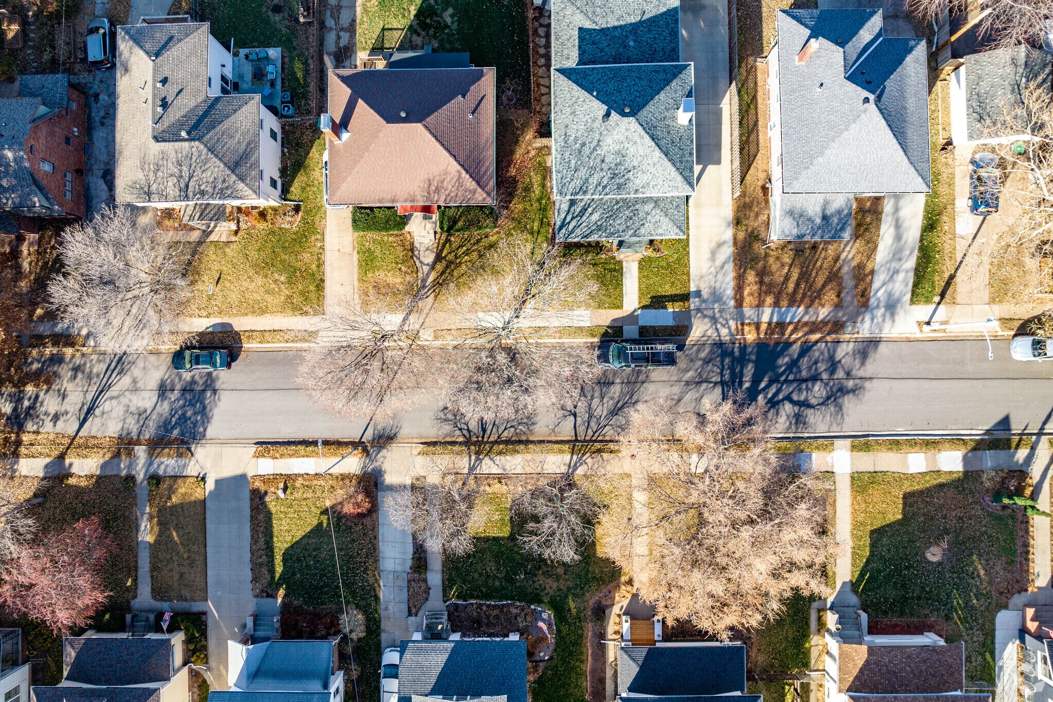 Sidewalks can be found throughout the Field Club neighborhood.