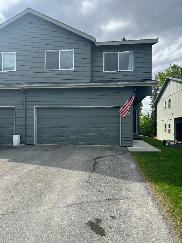 4766 Grumman St, Anchorage, AK 99507