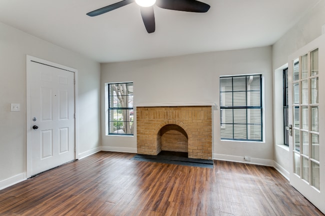 826 N Clinton Ave unit 824, Dallas, TX 75208 - photo 4