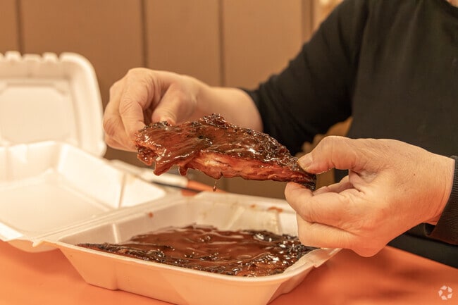 Triangle North residents can stop by Speed Queen Bar-B-Q for a delicious meal.