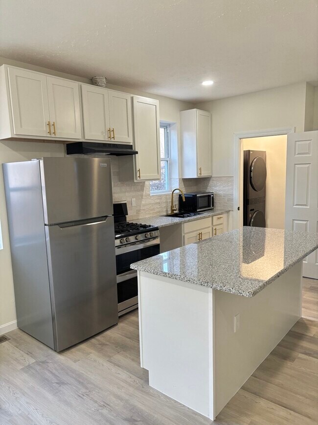 2483 E 89th St unit 101, Cleveland, OH 44104 - photo 4