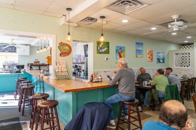 Pull up a stool at Agnes Cafe for a delicious breakfast or lunch in a cozy setting in Ventnor City.