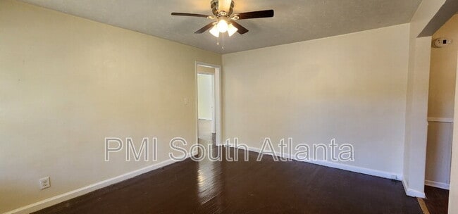 5573 Cypress Dr, Forest Park, GA 30297 - photo 4