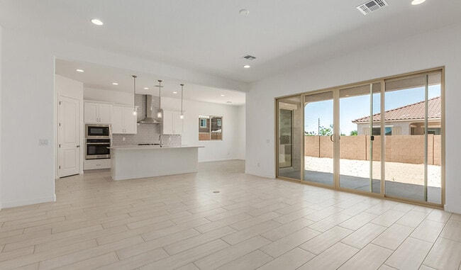 21640 E Roundup Way, Queen Creek, AZ 85142 - photo 5