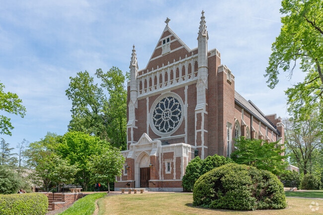 American University is a beautiful campus with traditional architecture located in Tuckahoe.