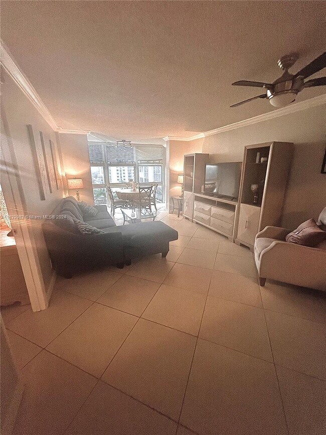 Delphi Towers unit 903, Pompano Beach, FL 33062 - photo 5