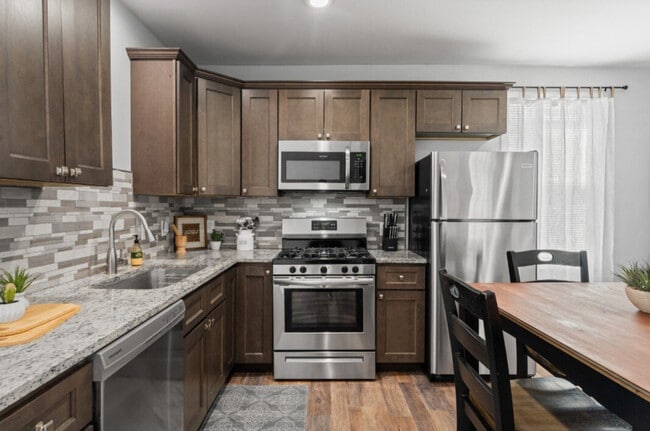 346 Admiral St unit ID1373619P, Providence, RI 02908 - photo 2