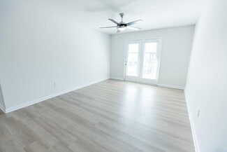 1211 Hazelwood St, Murfreesboro, TN 37130