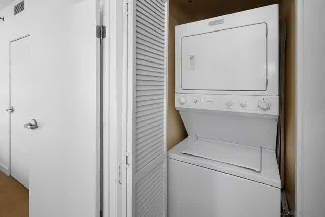 Acqua Vista Condominiums unit Fully Furnished, San Diego, CA 92101 - photo 6