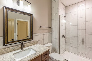 408 Oak St, Dekalb, IL 60115