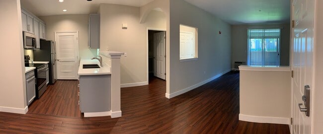 Gemello Village, Mountain View, CA 94040 - photo 3