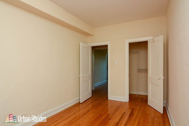 3523 N Racine Ave unit A07C, Chicago, IL 60657 - photo 4