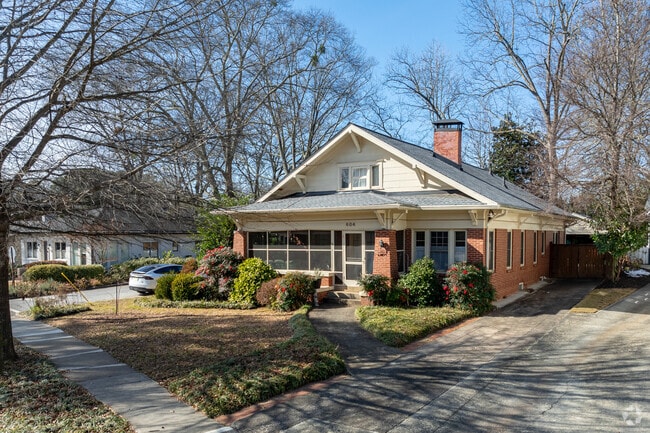 Classic craftsman styled homes are found through the Clairemont-Great Lakes neighborhood.