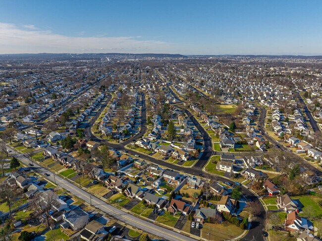 About Saddle Brook Schools, Demographics, Things to Do