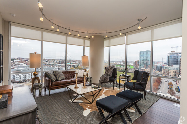 2BR, 2BA - B2