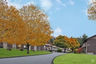 15 Mountain View Terrace, Winsted, CT 06098