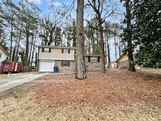 3780 Cedar Hurst Way, Atlanta, GA 30349