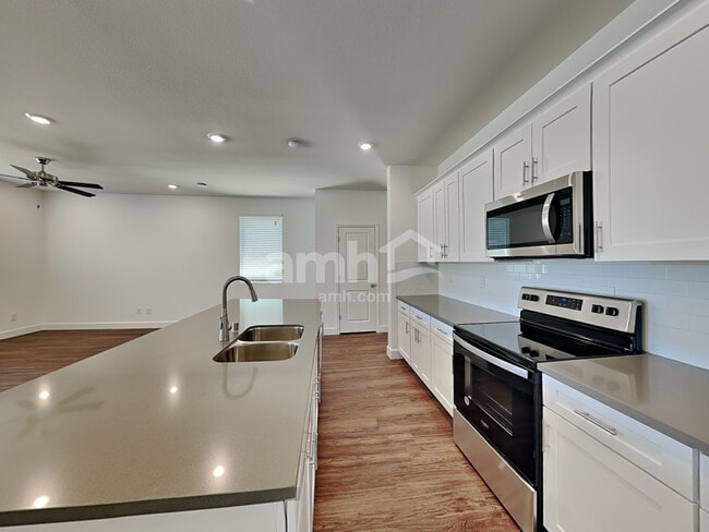 10132 W Oleta Ave, Las Vegas, NV 89178 - photo 4