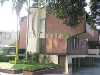 215 Hudson S Ave, Pasadena, CA 91101 - photo 2