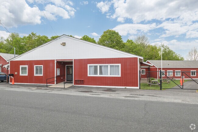 Emma L. Miller Elementary School in Savoy rates a Niche score of C.