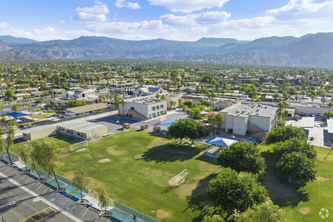 Cultivate a love for learning at George Washington Charter School in El Paseo.