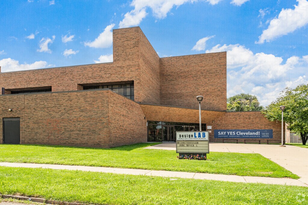 Midtown Cleveland students are challenged to excel at Design Lab Early College High School.